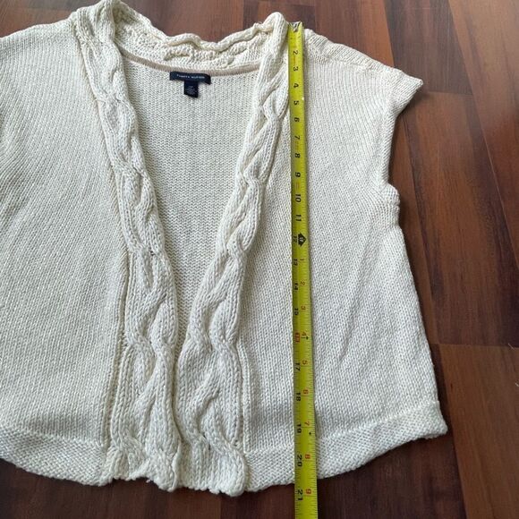Tommy Hilfiger sweater vest size small - Picture 8 of 8